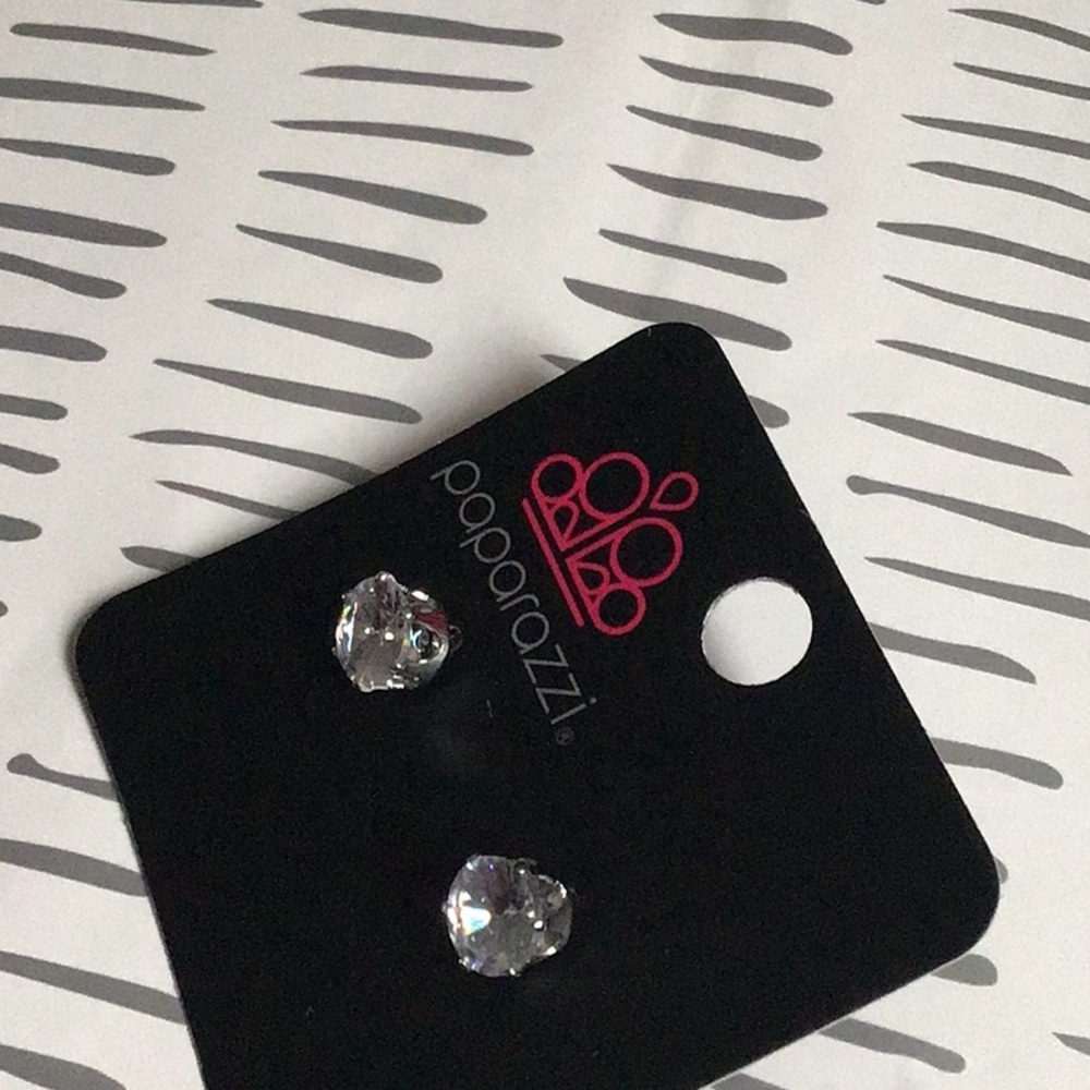 Earrings post studs - Picture 4 of 5